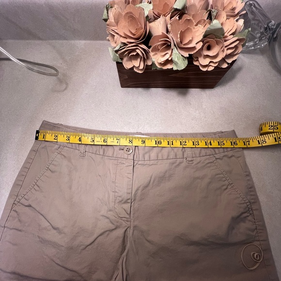 ⭐️ J. Crew Bermuda Shirts Khaki Color Size 8 - Picture 10 of 11